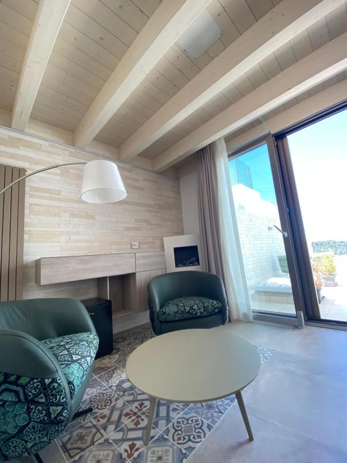 Al Corso Charming Rooms Peschici Exterior photo